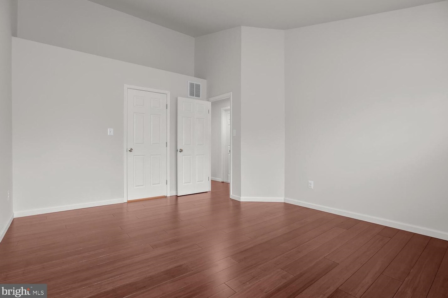 8206 Tall Trees Ct, Ellicott MD  21043-6942 exterior