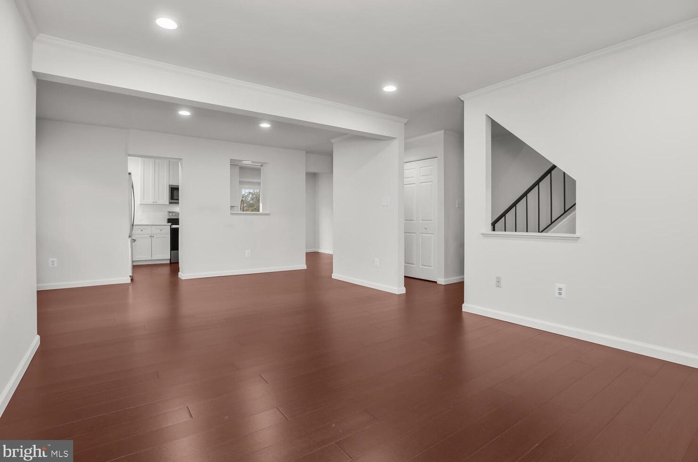 8206 Tall Trees Ct, Ellicott MD  21043-6942 exterior