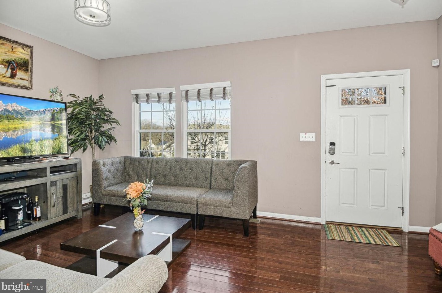 6984 Elm Ave, Baltimore MD  21075-6790 exterior