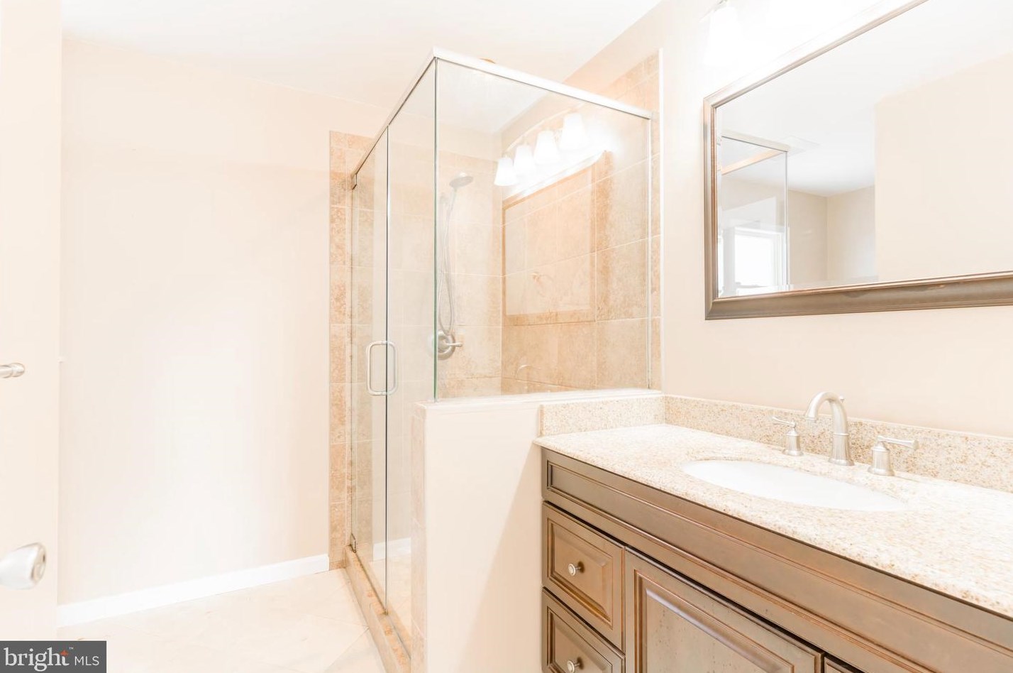 4730 Hale Haven Dr, Ellicott MD  21043-6669 exterior