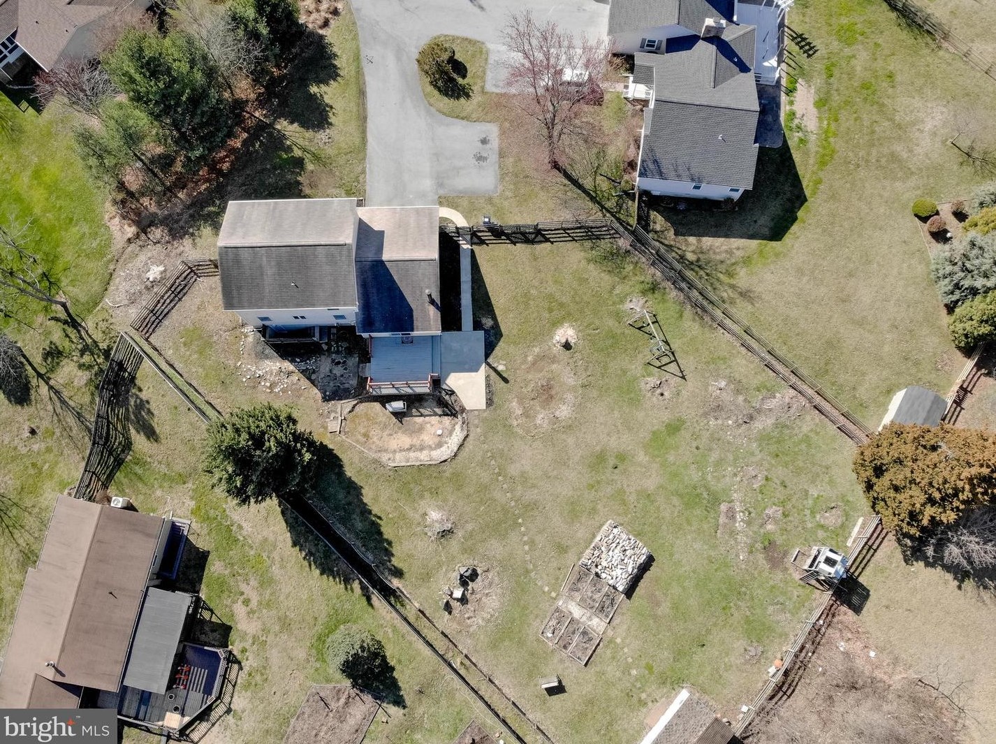 4730 Hale Haven Dr, Ellicott MD  21043-6669 exterior