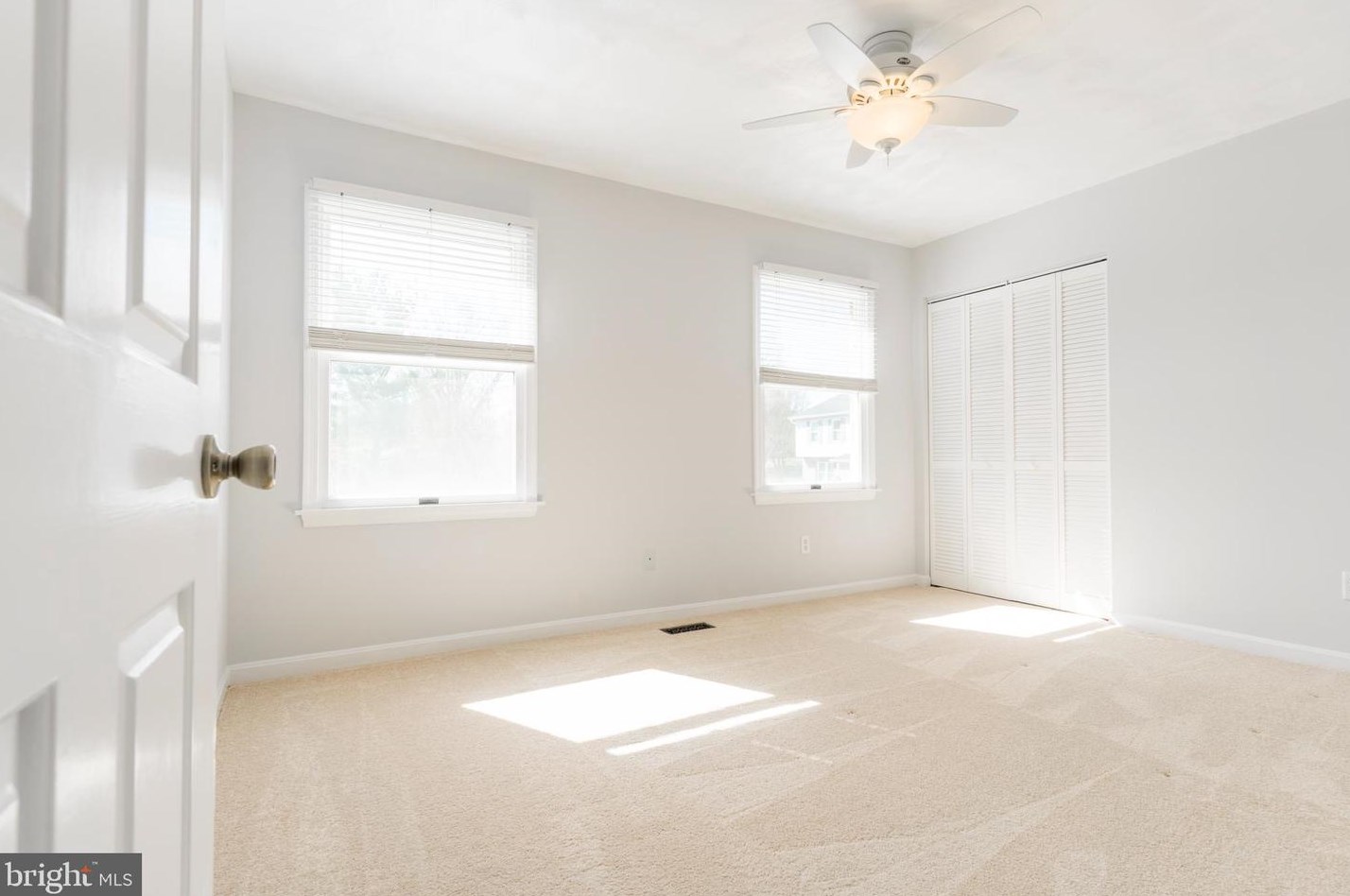 4730 Hale Haven Dr, Ellicott MD  21043-6669 exterior