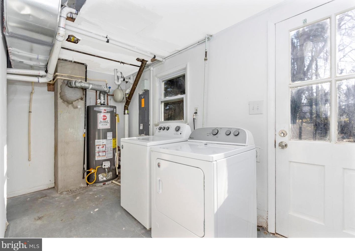 2817 Greenway Dr, Ellicott MD  21042-2524 exterior