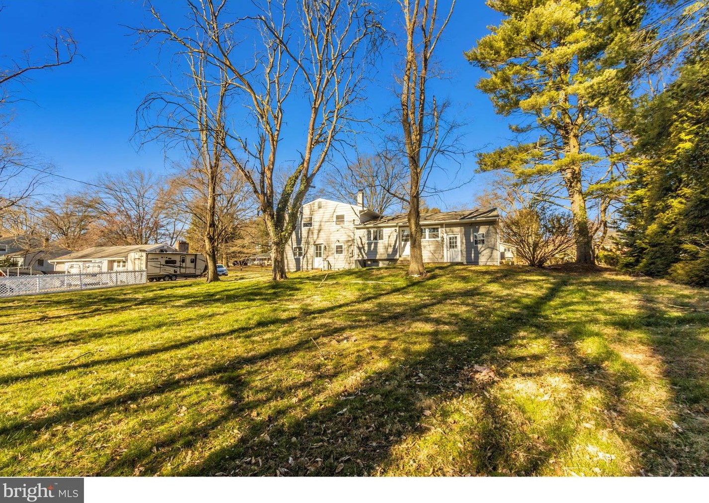 2817 Greenway Dr, Ellicott MD  21042-2524 exterior