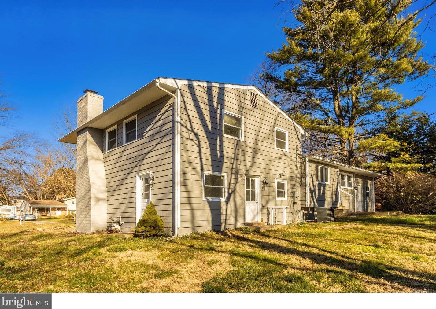 2817 Greenway Dr, Ellicott MD  21042-2524 exterior