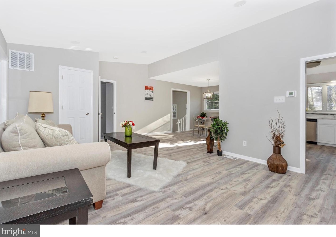 2817 Greenway Dr, Ellicott MD  21042-2524 exterior