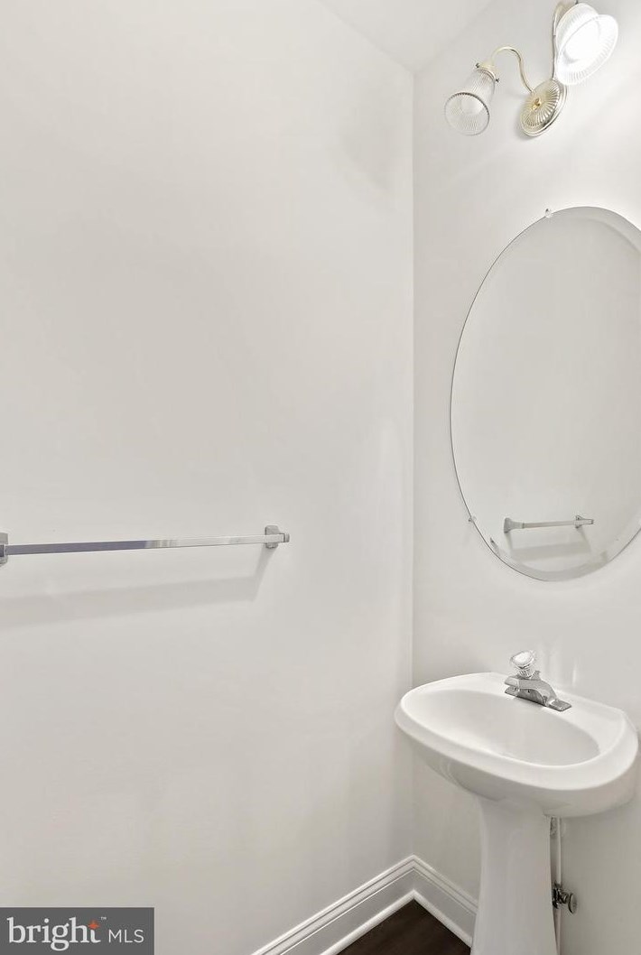 9061 Upton Rd, Ellicott MD exterior