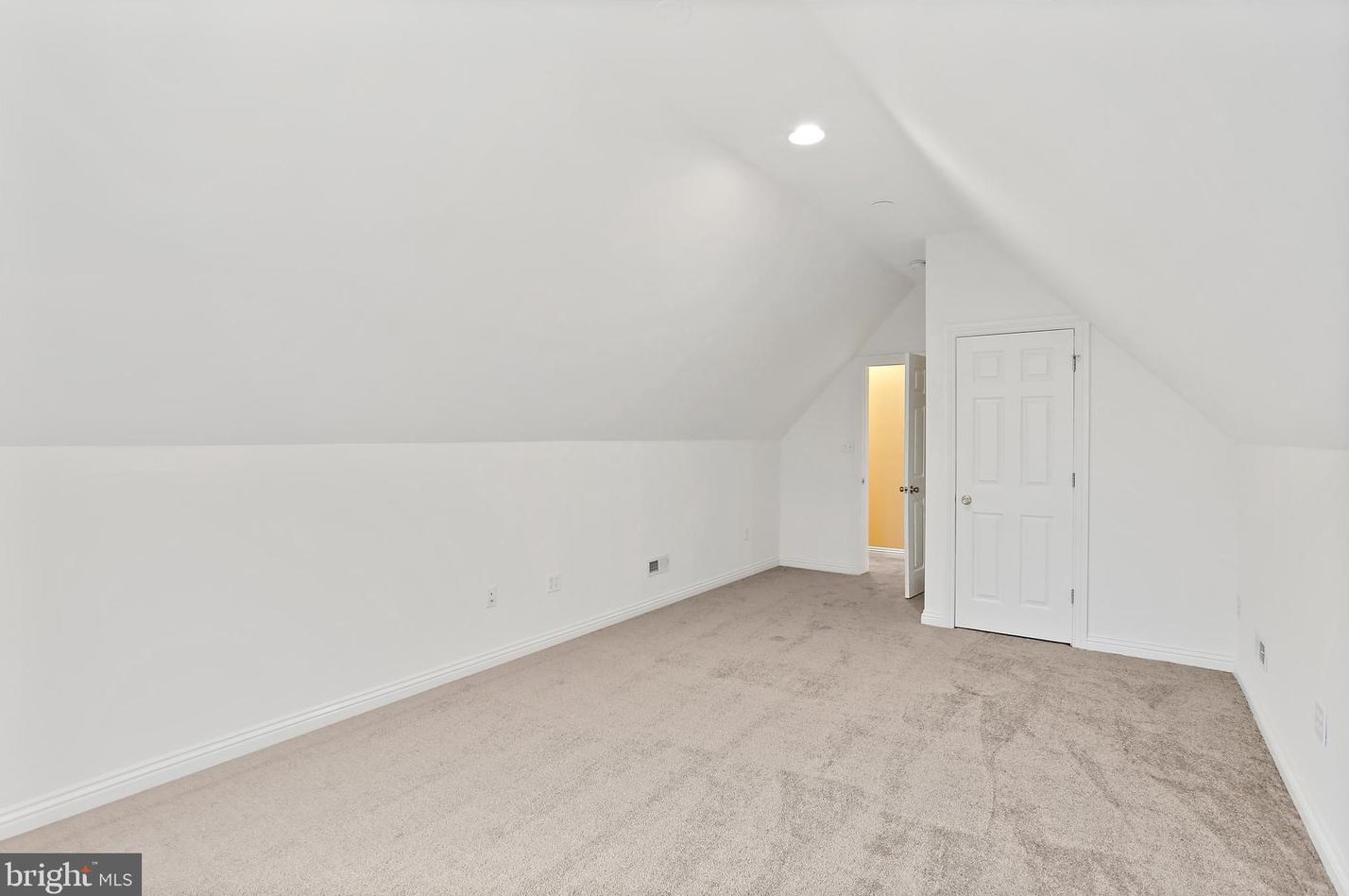 9061 Upton Rd, Ellicott MD exterior