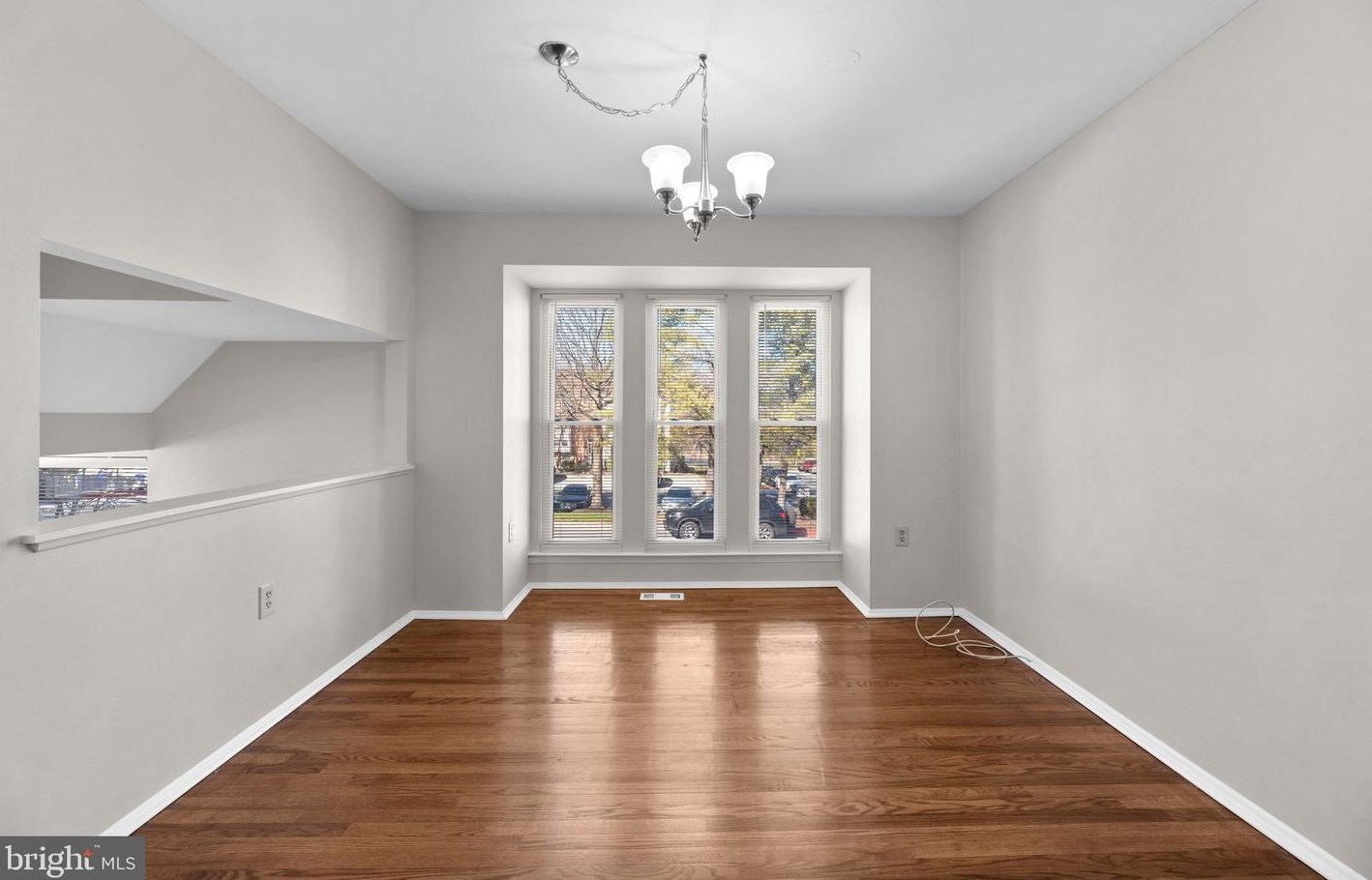 8235 Tall Trees Ct, Ellicott MD  21043-6943 exterior