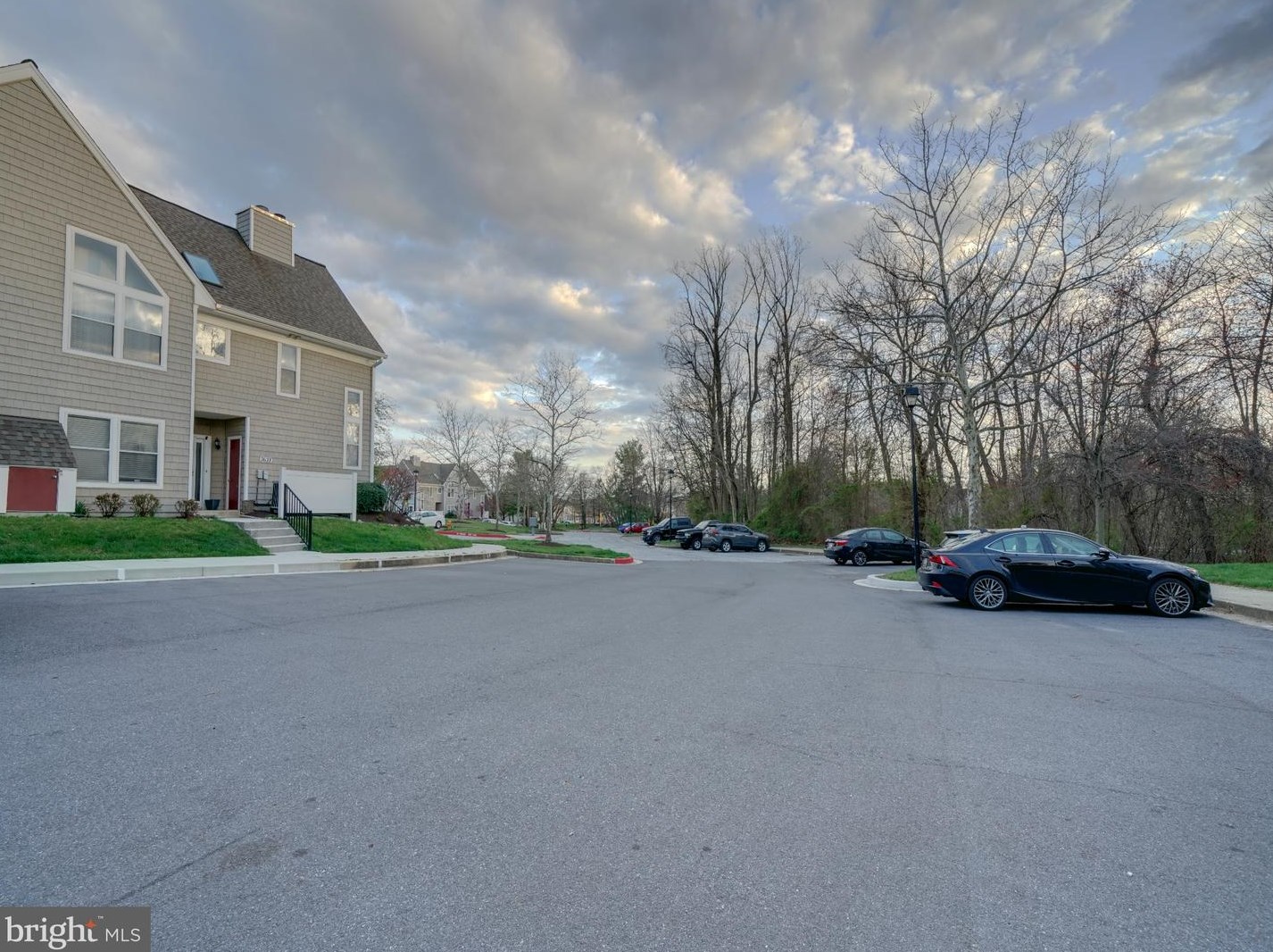 7617 Coachlight Ln, Ellicott MD  21043-7943 exterior