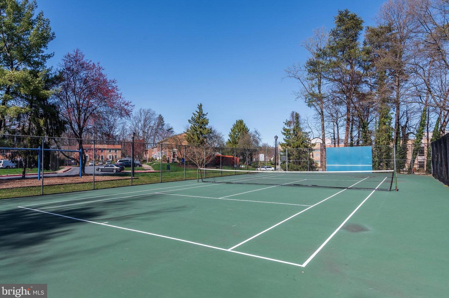 6290 Ducketts Ln, Baltimore MD  21075-6129 exterior