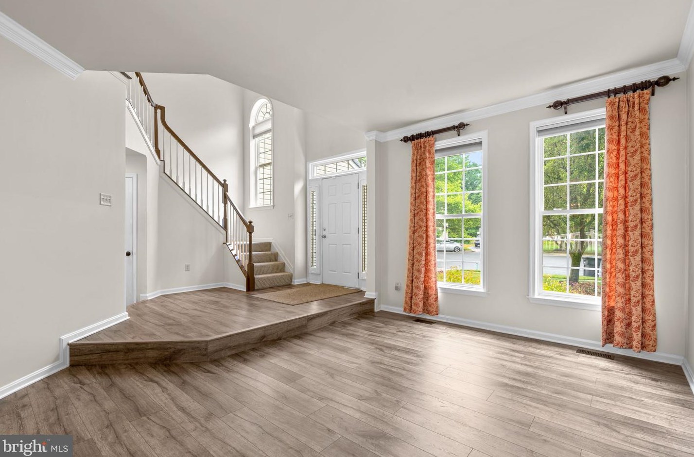 2186 Oak Frst Dr, Ellicott MD 21043-1903 exterior