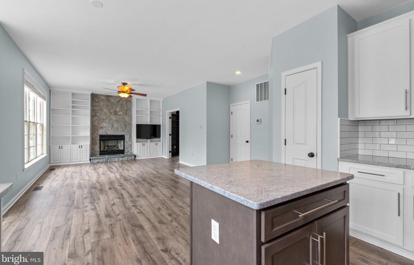 2186 Oak Frst Dr, Ellicott MD 21043-1903 exterior