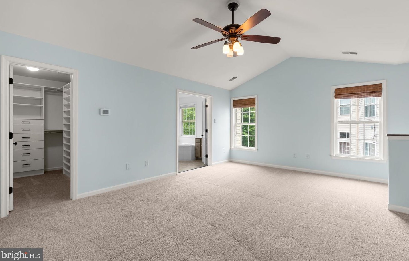 2186 Oak Frst Dr, Ellicott MD 21043-1903 exterior