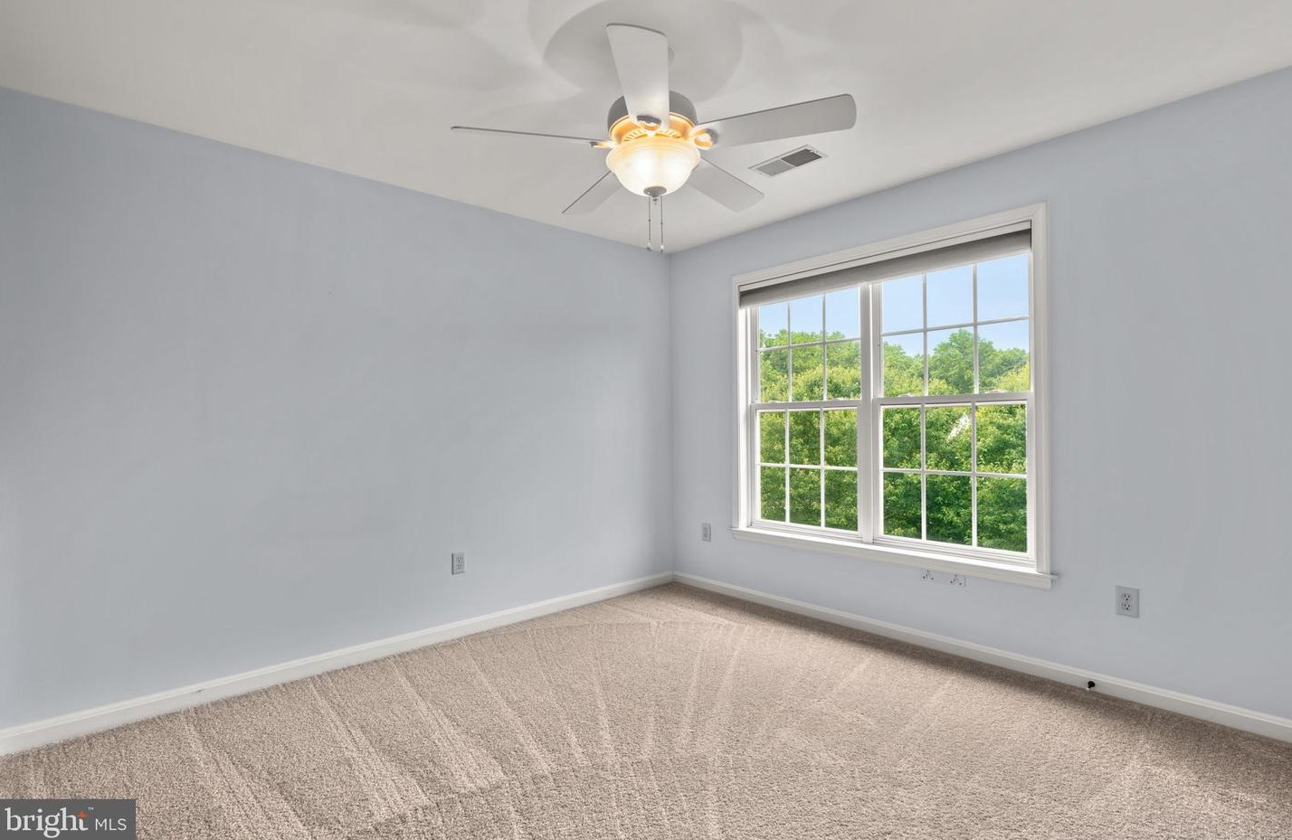 2186 Oak Frst Dr, Ellicott MD 21043-1903 exterior