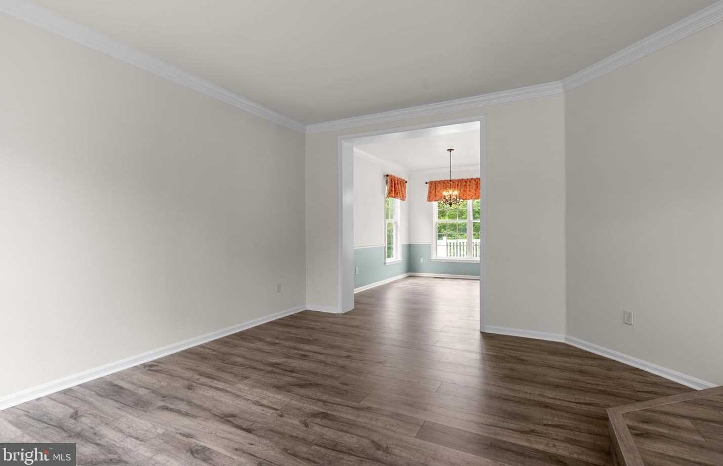 2186 Oak Frst Dr, Ellicott MD 21043-1903 exterior