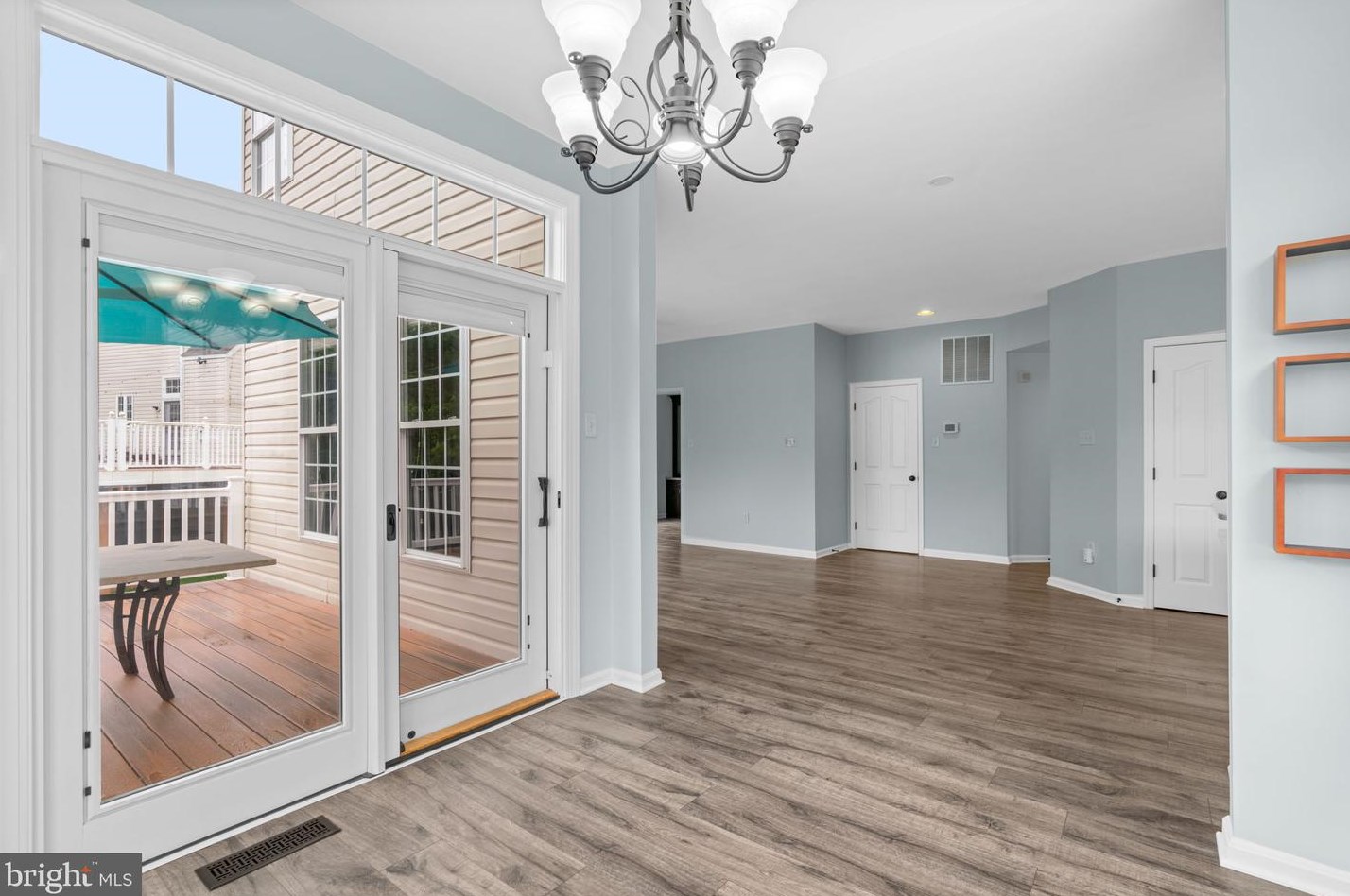 2186 Oak Frst Dr, Ellicott MD 21043-1903 exterior