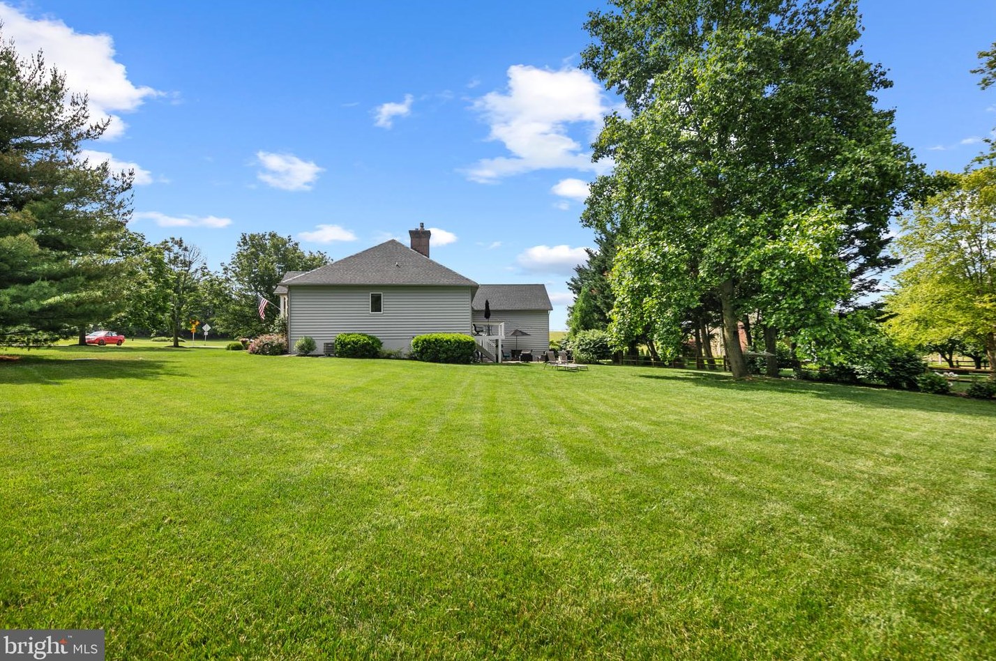 16836 Hardy Rd, Mount Airy MD 21771-3221 exterior