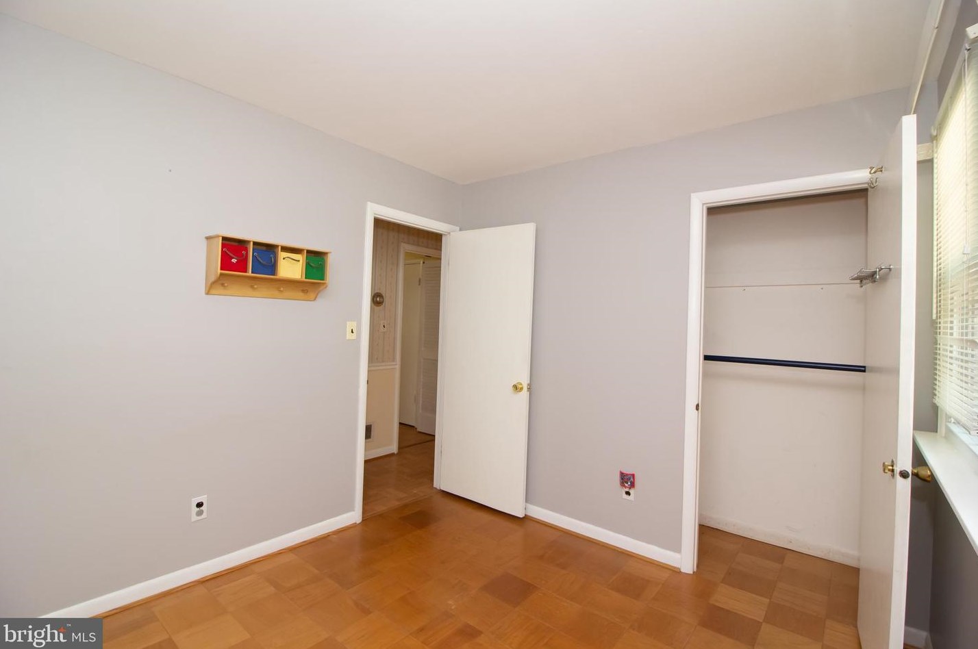 4022 Dee Jay Dr, Ellicott MD 21042-5612 exterior