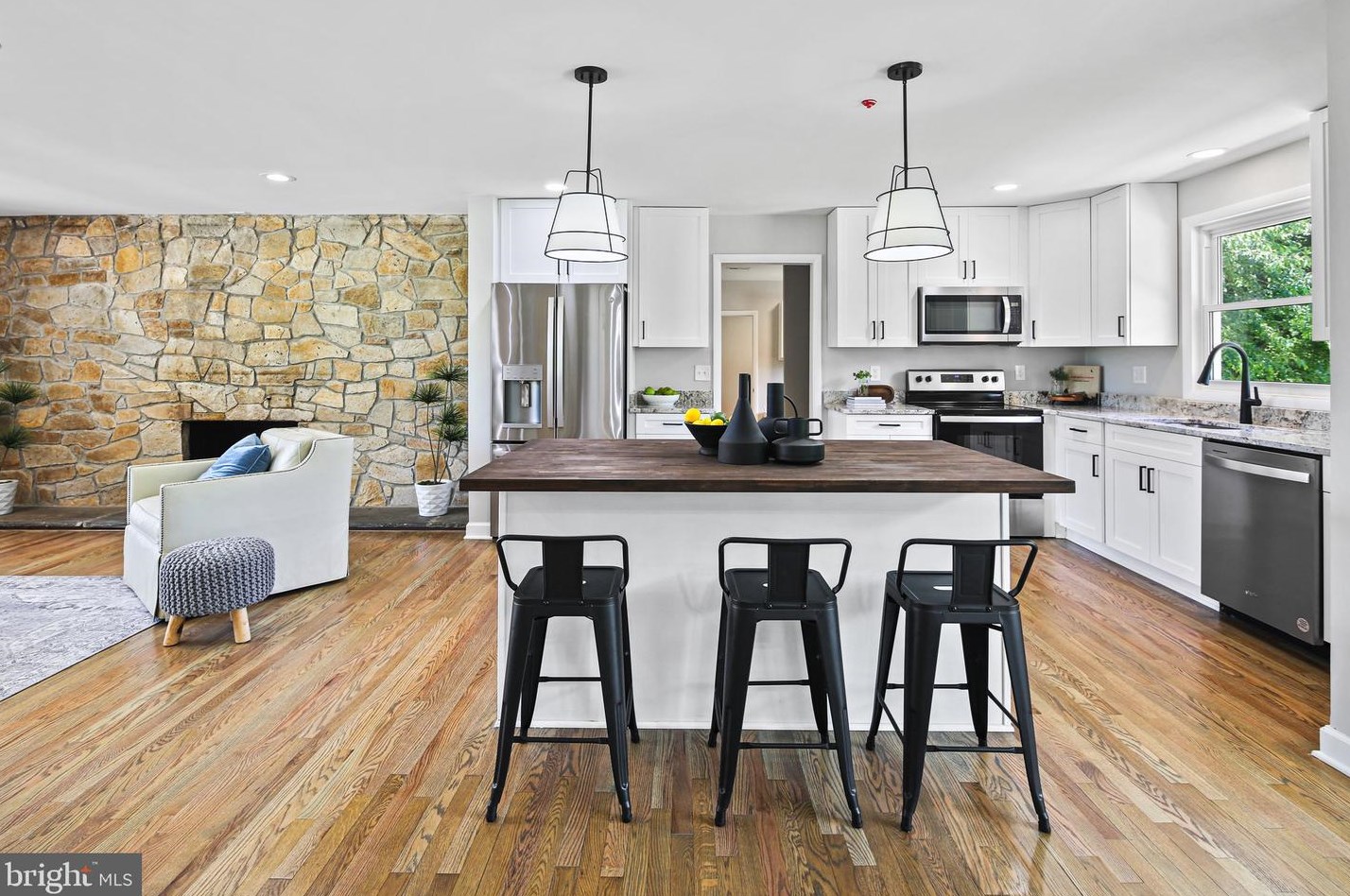 12830 Triadelphia Rd, Ellicott MD 21042-1117 exterior