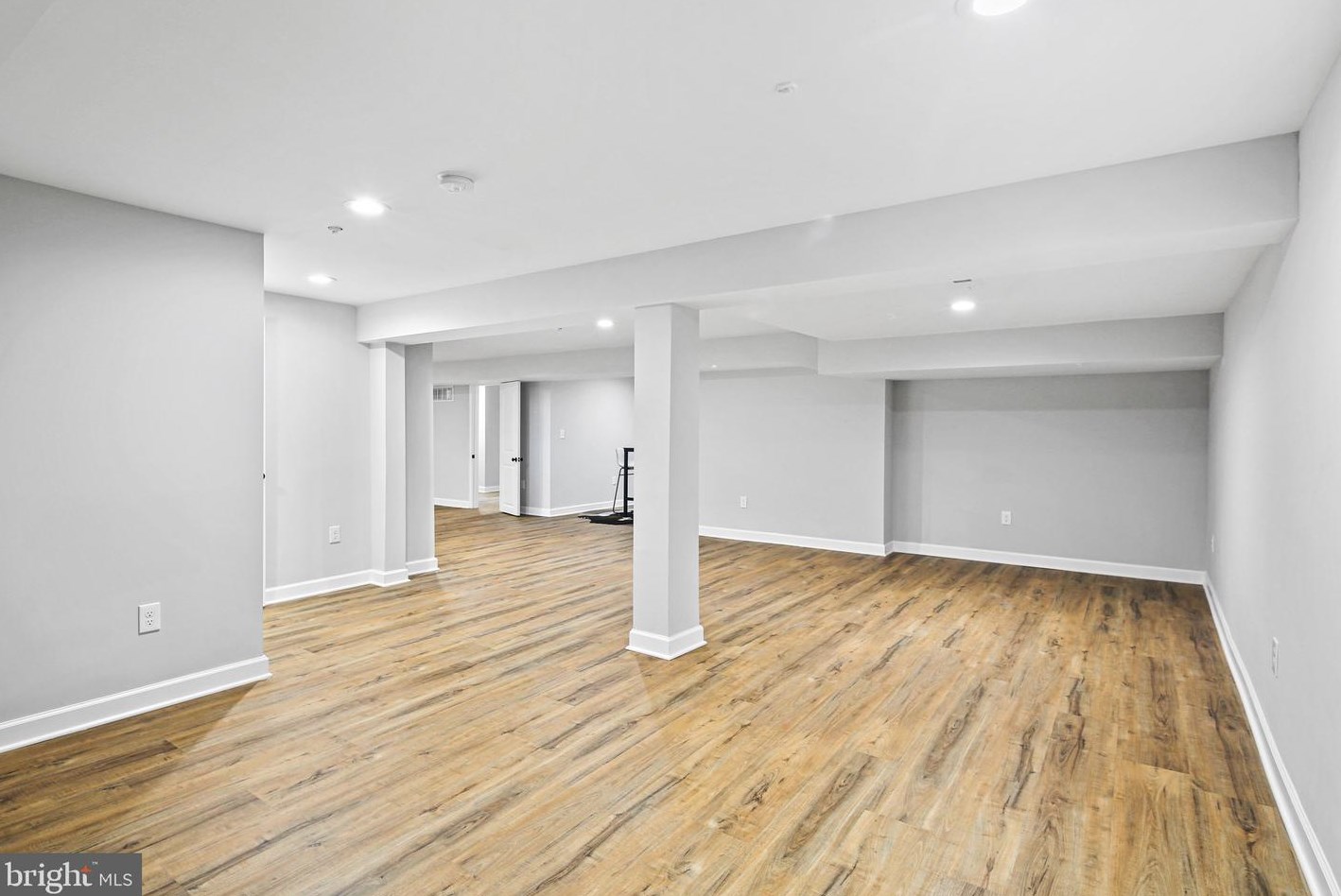 12830 Triadelphia Rd, Ellicott MD 21042-1117 exterior