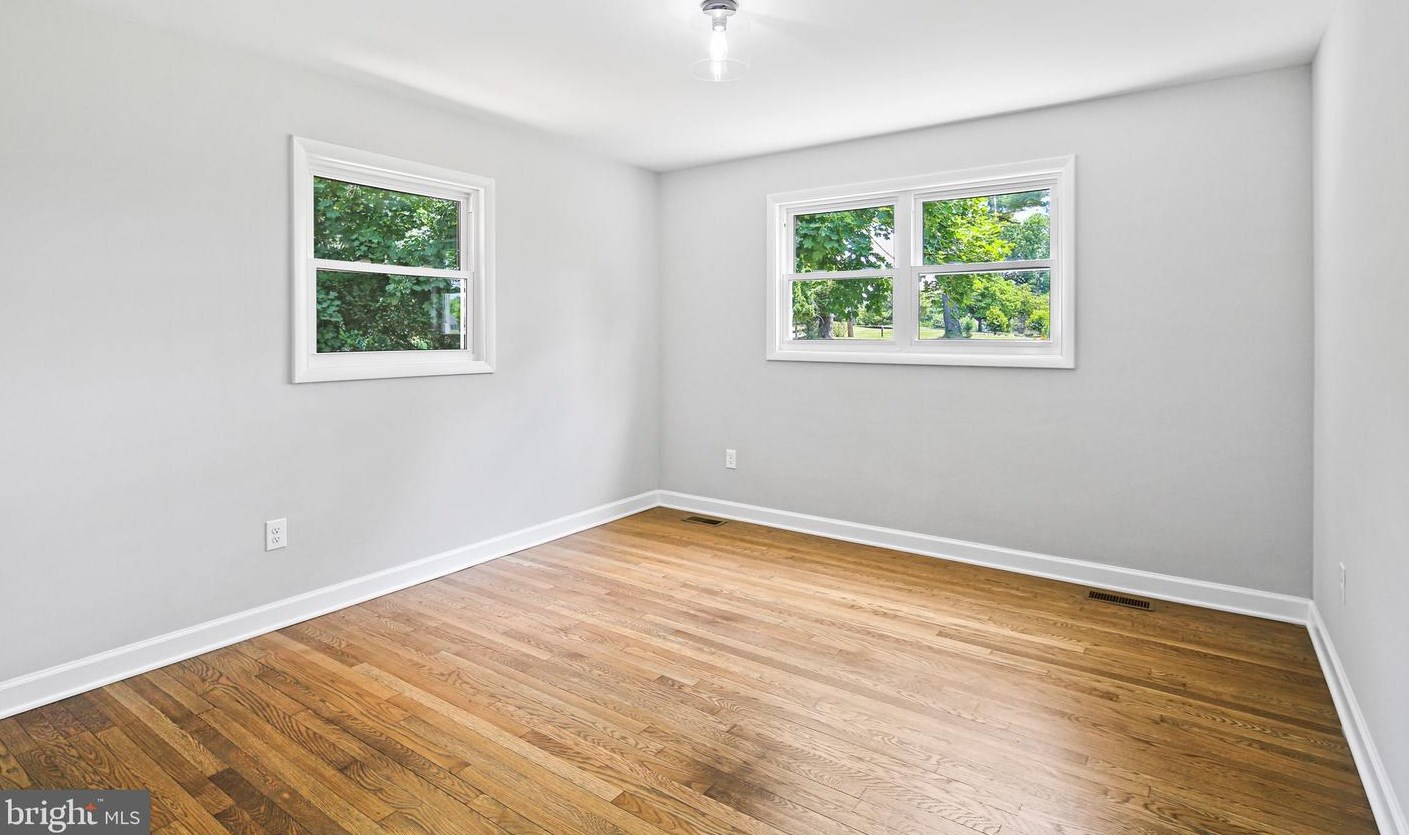 12830 Triadelphia Rd, Ellicott MD 21042-1117 exterior