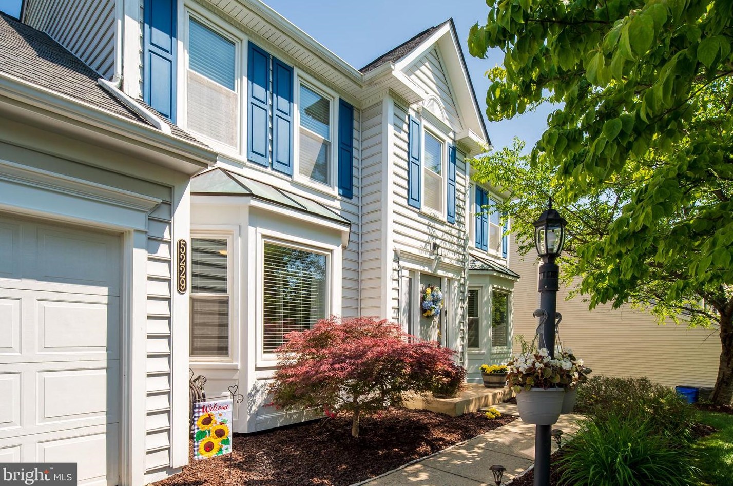 5229 Rising Sun Ln, Ellicott MD 21043-6302 exterior