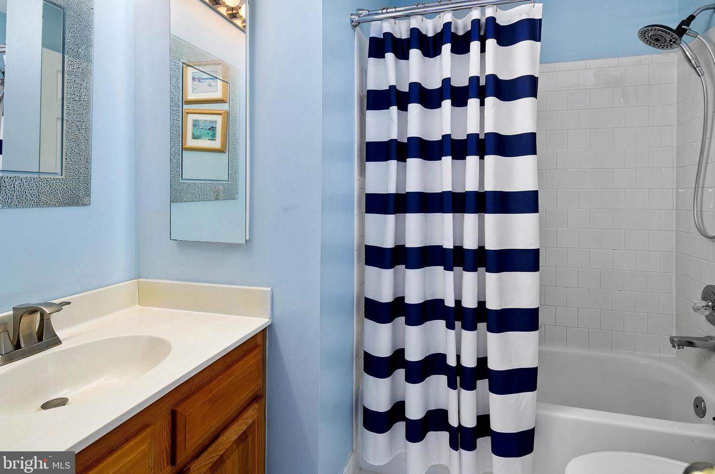 5229 Rising Sun Ln, Ellicott MD 21043-6302 exterior