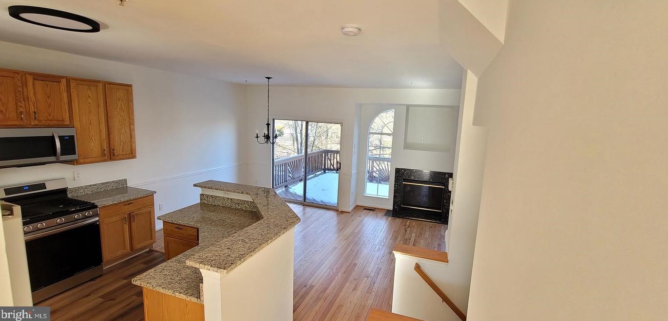 6833 Sanctuary Ct, Baltimore MD  21075-6297 exterior