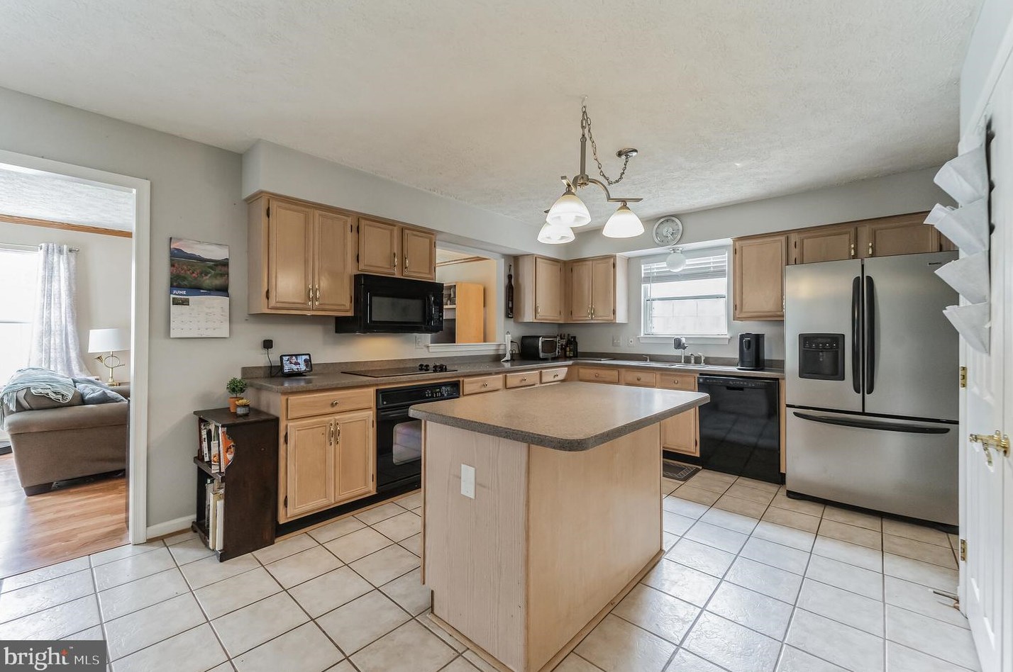 6325 Hanover Crossing Way, Baltimore MD  21076-2007 exterior