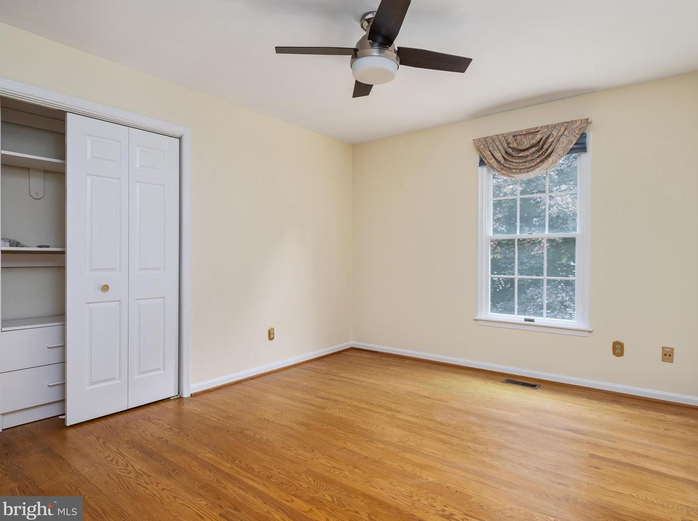 3709 Dorsey Search Cir, Ellicott MD 21042-3753 exterior