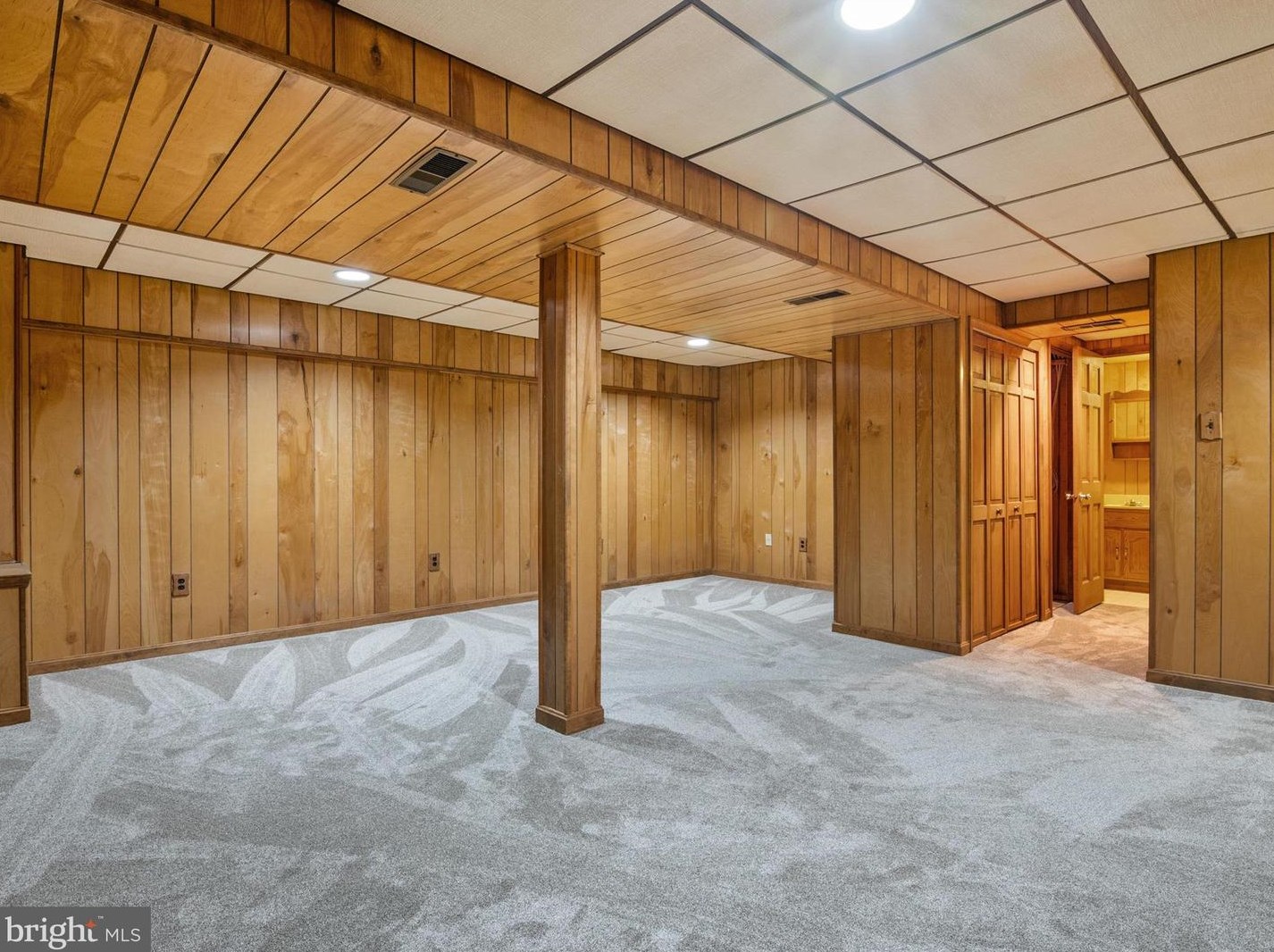 3709 Dorsey Search Cir, Ellicott MD 21042-3753 exterior