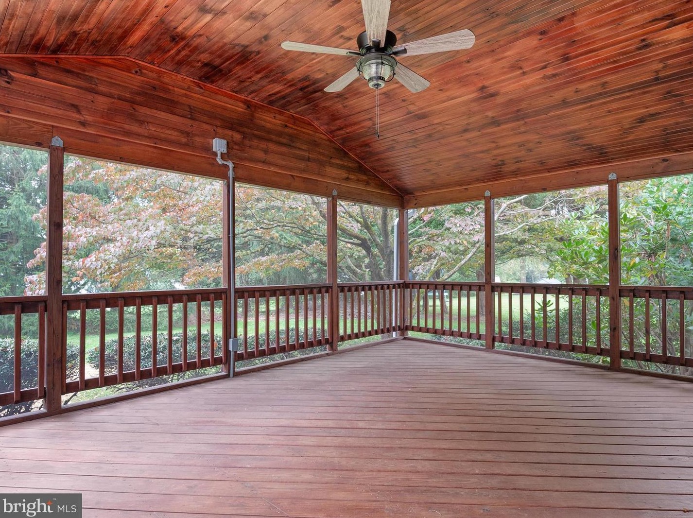 3709 Dorsey Search Cir, Ellicott MD 21042-3753 exterior