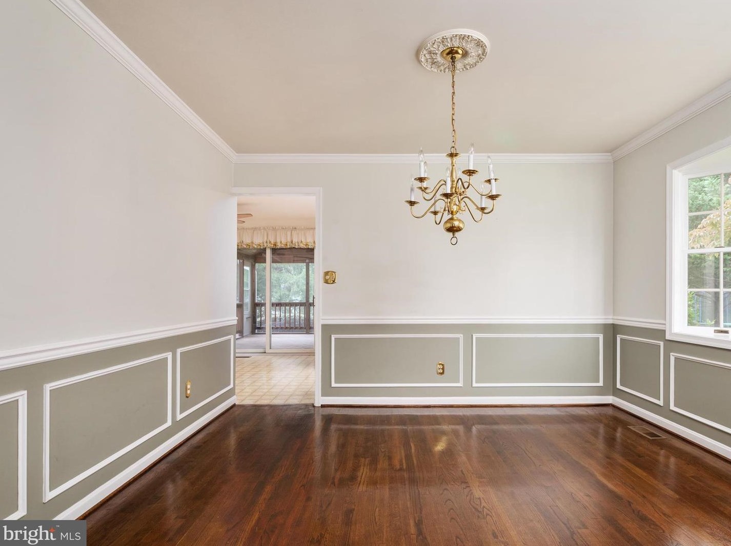 3709 Dorsey Search Cir, Ellicott MD 21042-3753 exterior