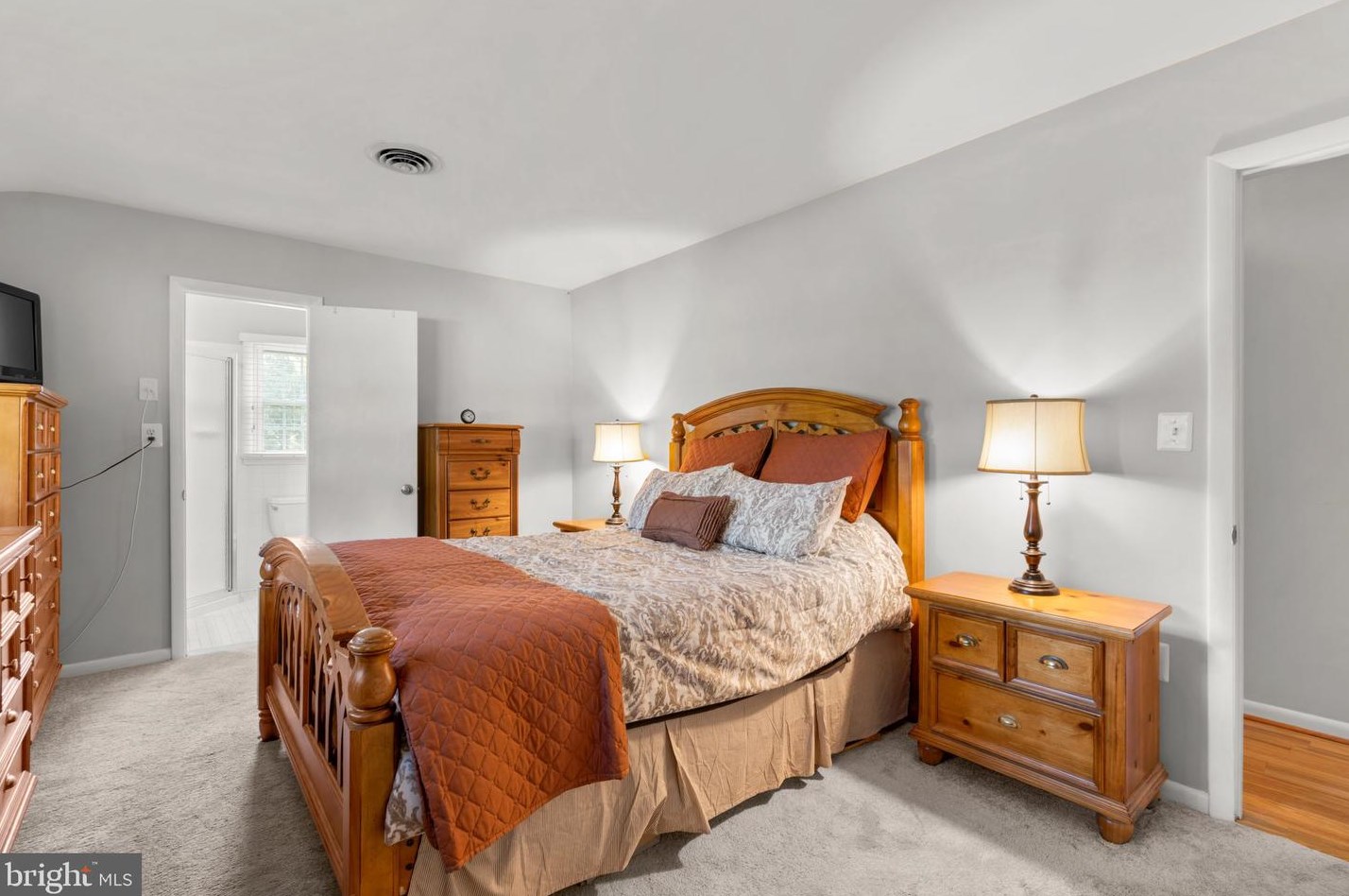 9001 Overhill Dr, Ellicott MD 21042-5221 exterior