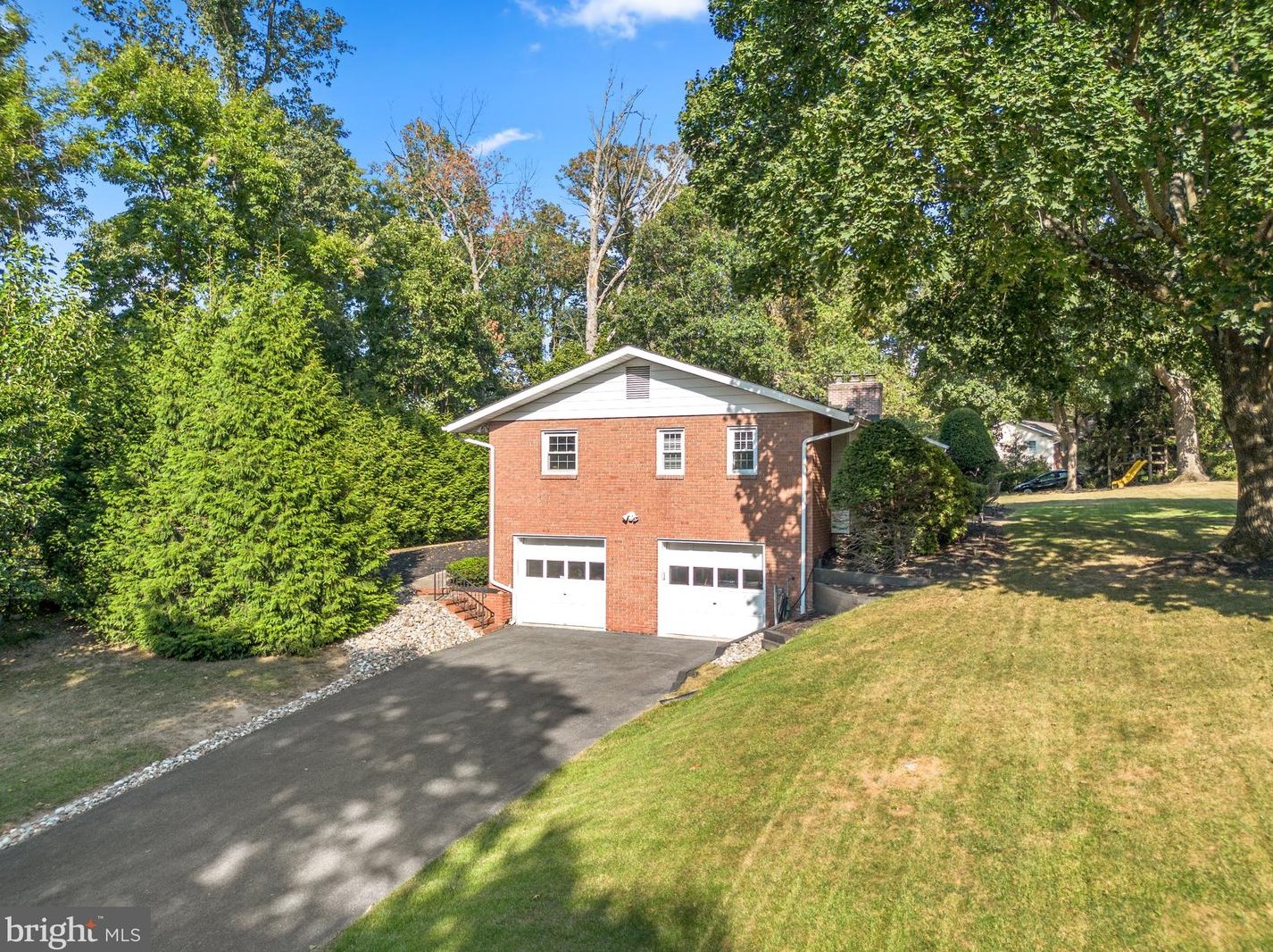 9001 Overhill Dr, Ellicott MD 21042-5221 exterior