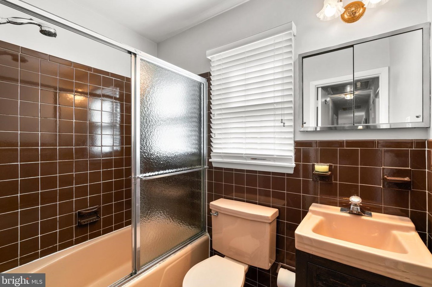 9001 Overhill Dr, Ellicott MD 21042-5221 exterior