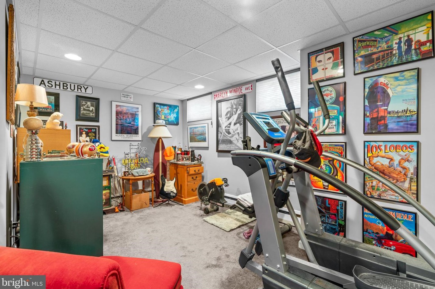 9001 Overhill Dr, Ellicott MD 21042-5221 exterior