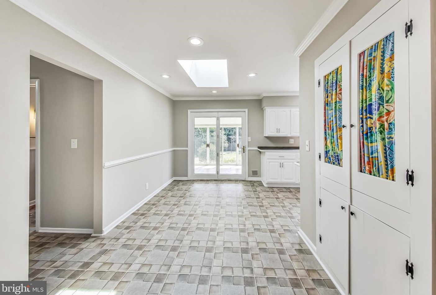 5013 Worthington Way, Ellicott MD 21043-6747 exterior