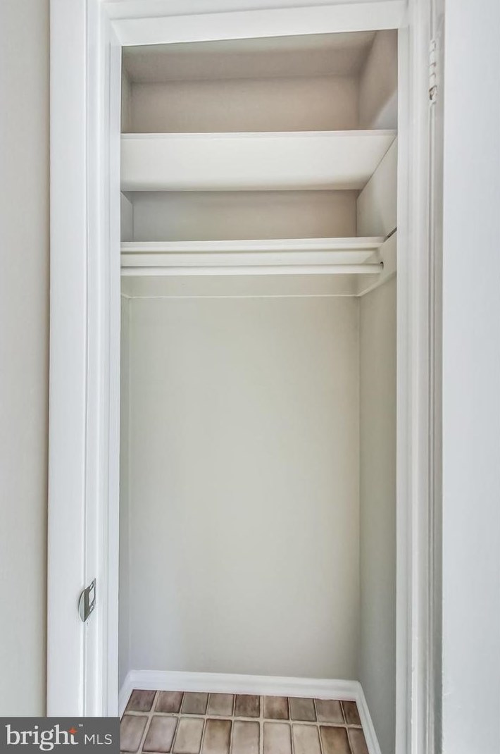 5013 Worthington Way, Ellicott MD 21043-6747 exterior