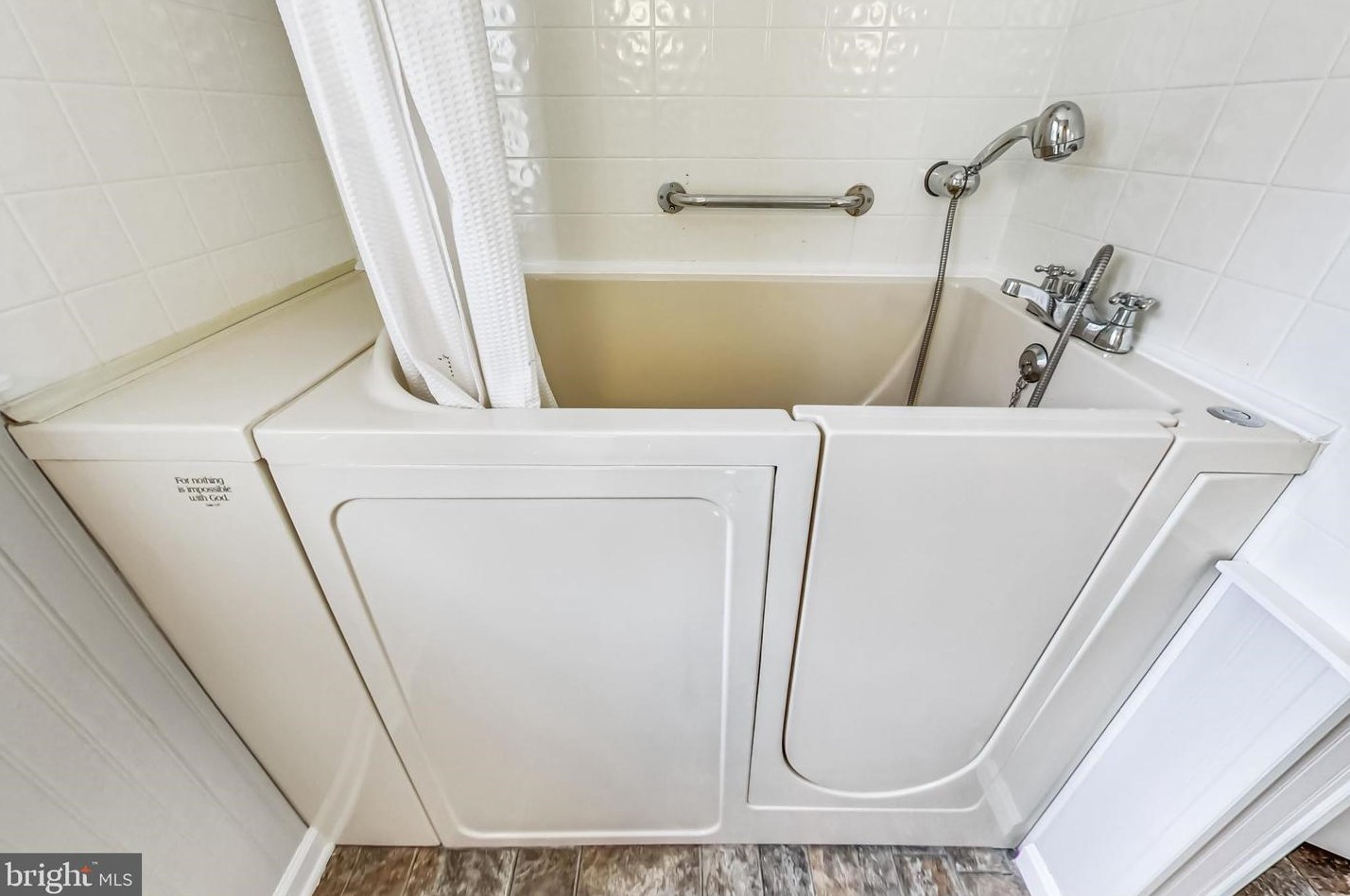 5013 Worthington Way, Ellicott MD 21043-6747 exterior