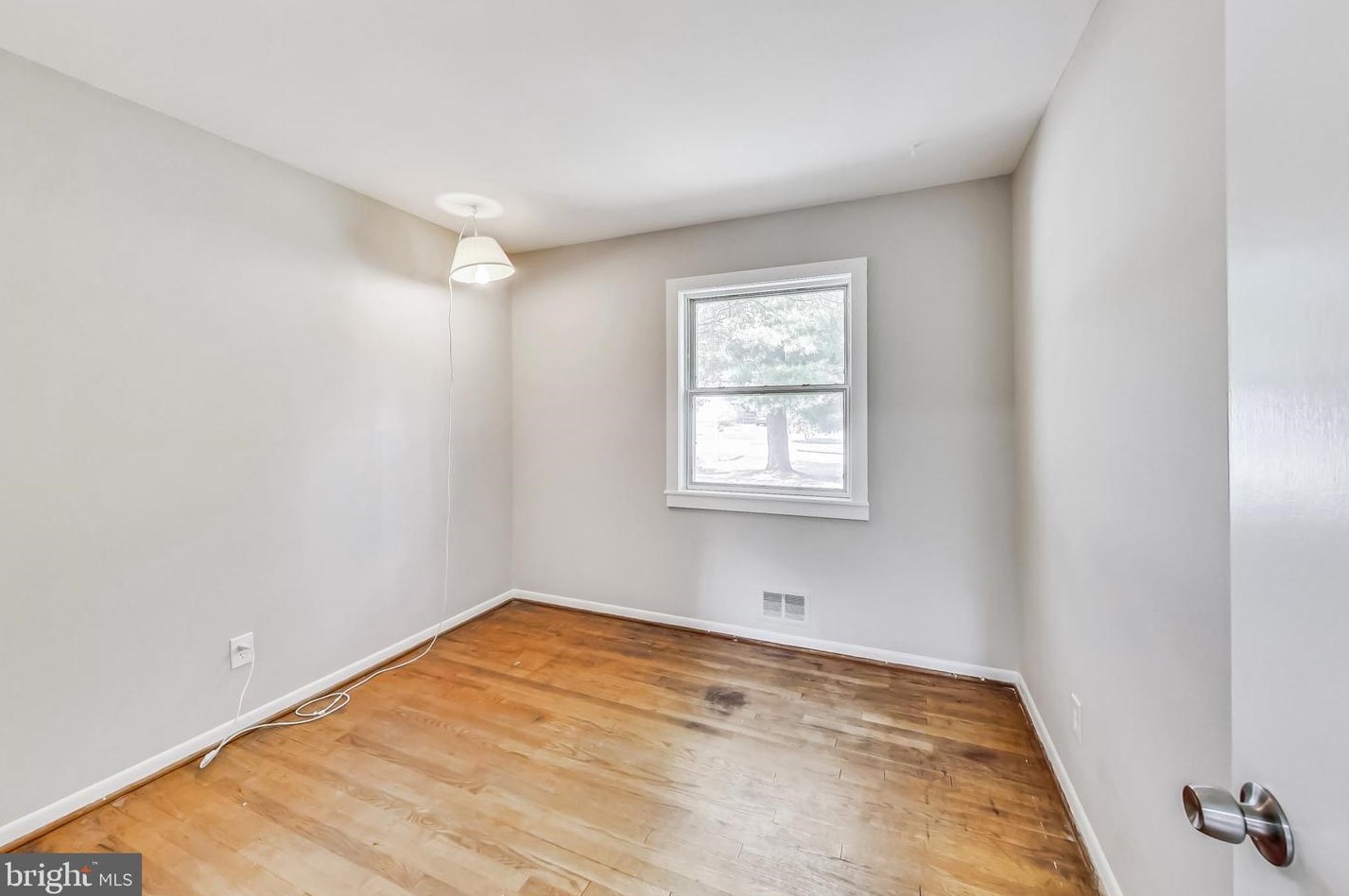 5013 Worthington Way, Ellicott MD 21043-6747 exterior