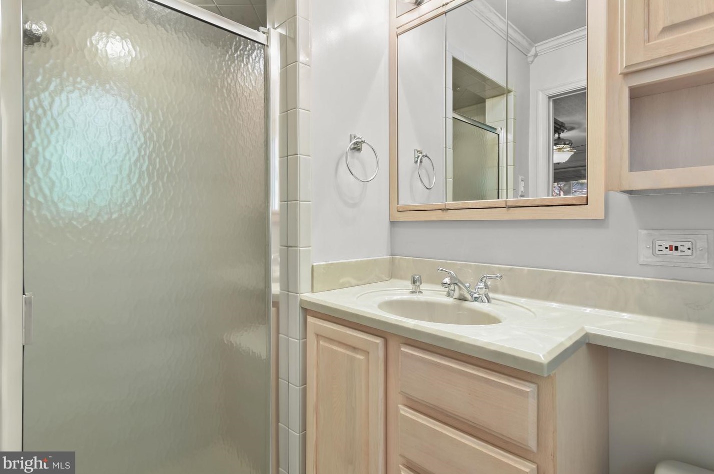 9921 Carrigan Dr, Ellicott MD 21042-3644 exterior