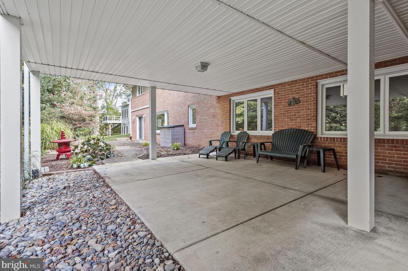 9921 Carrigan Dr, Ellicott MD 21042-3644 exterior