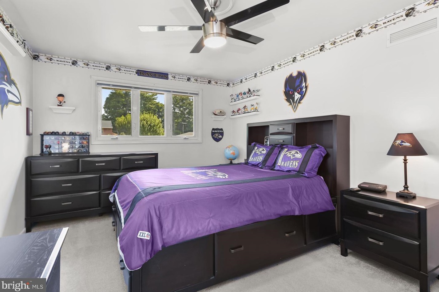 9921 Carrigan Dr, Ellicott MD 21042-3644 exterior