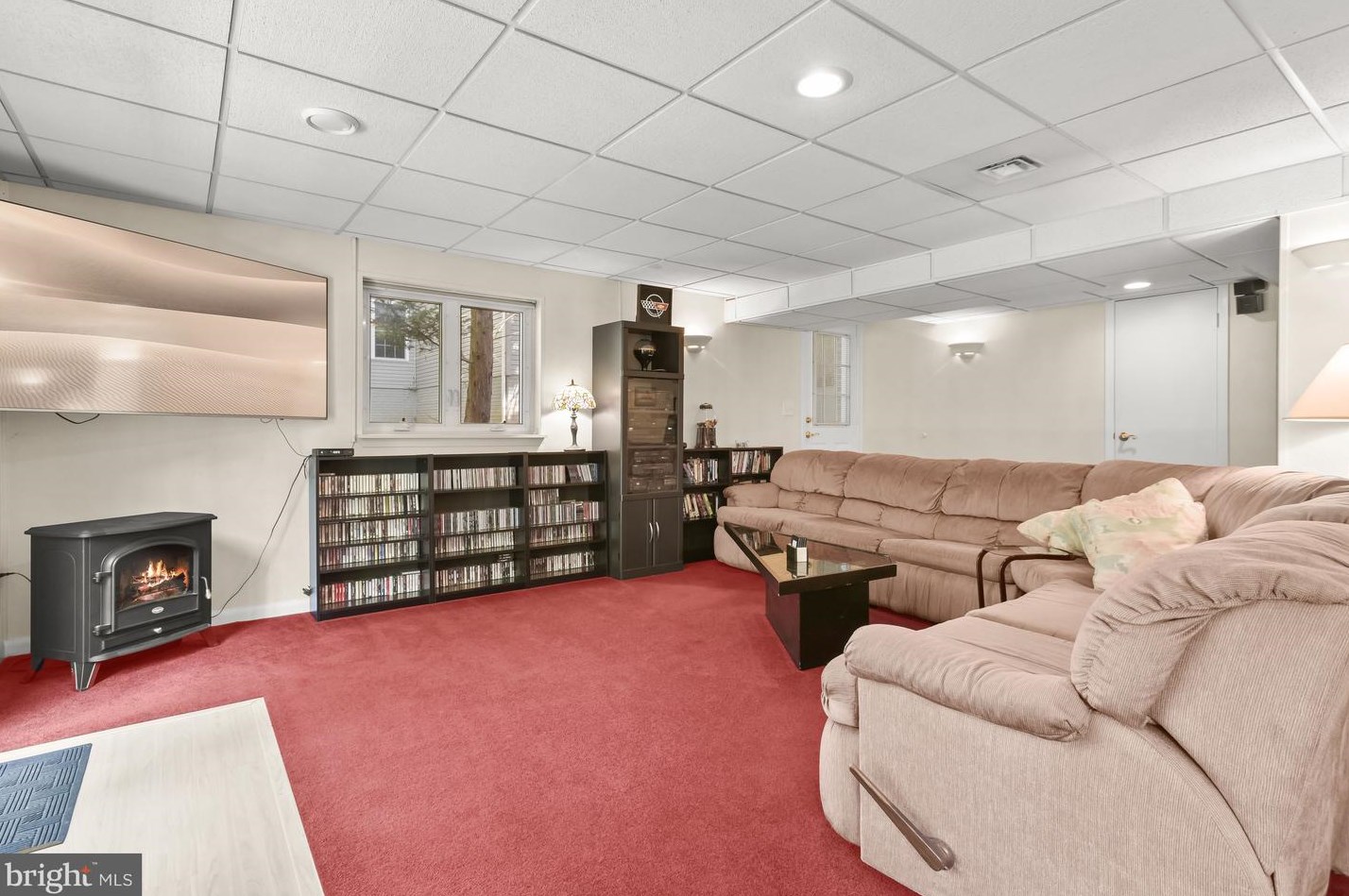 9921 Carrigan Dr, Ellicott MD 21042-3644 exterior