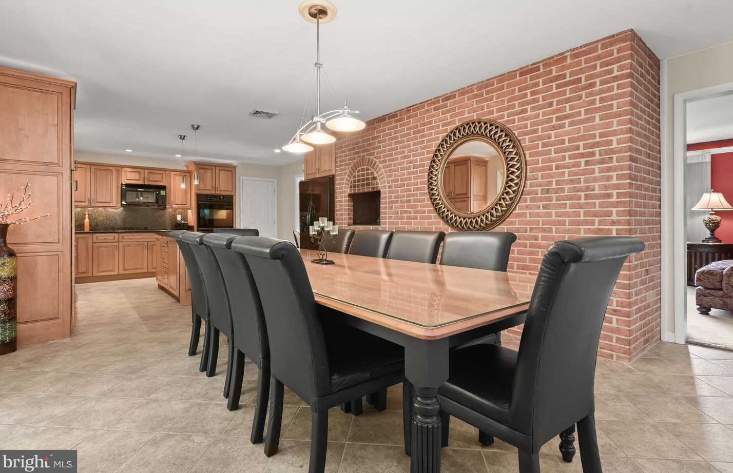 9921 Carrigan Dr, Ellicott MD 21042-3644 exterior