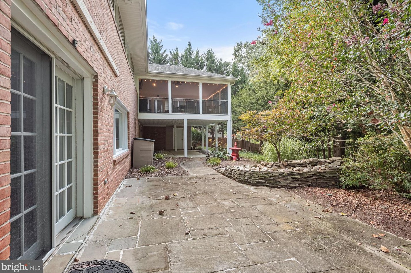 9921 Carrigan Dr, Ellicott MD 21042-3644 exterior