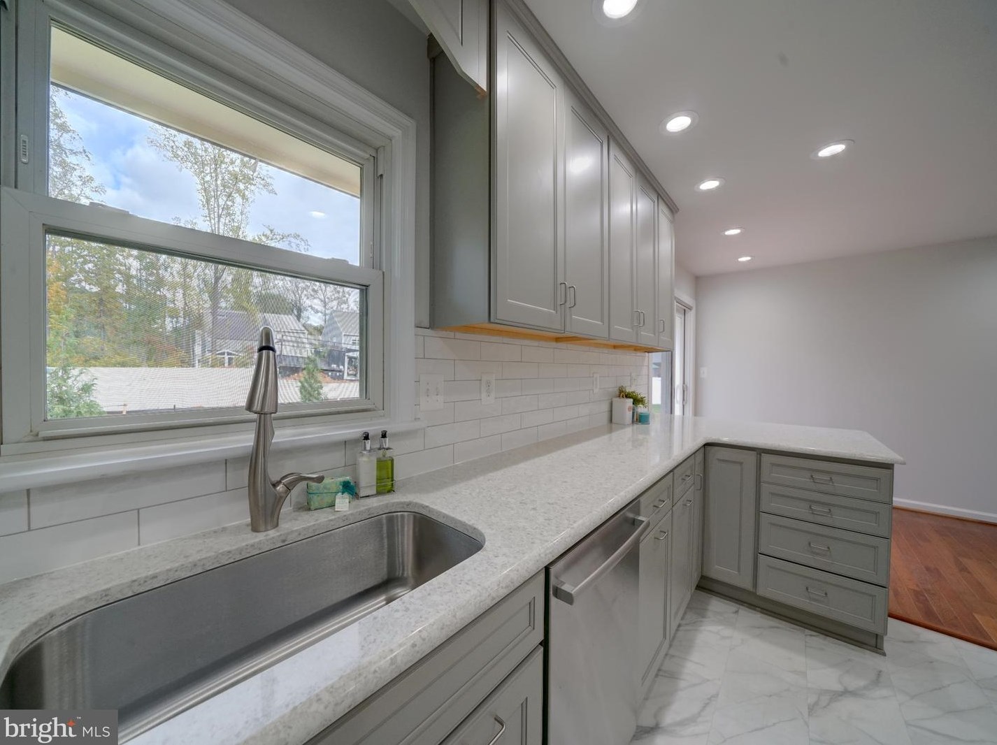 9470 Vollmerhausen Dr, Columbia MD  21046-2004 exterior