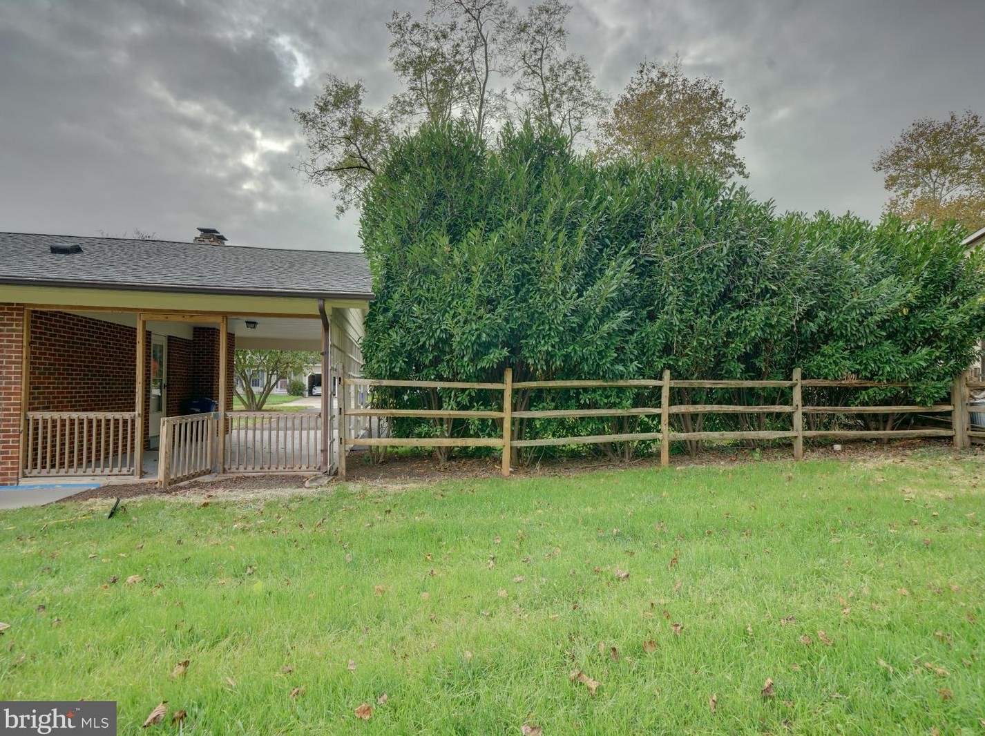 9470 Vollmerhausen Dr, Columbia MD  21046-2004 exterior